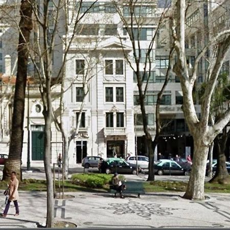 Av. Da Liberdade Comfortable Apt With Balcony Lisbon Luaran gambar