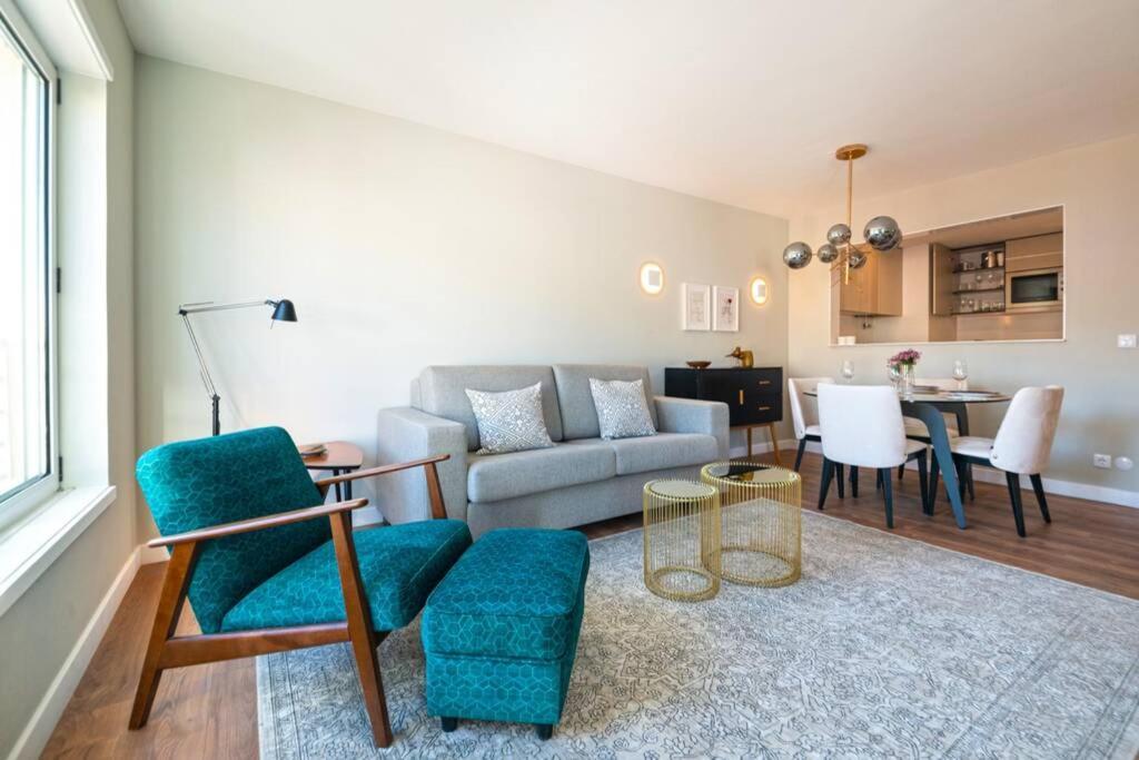 Av. Da Liberdade Comfortable Apt With Balcony Lisbon Luaran gambar