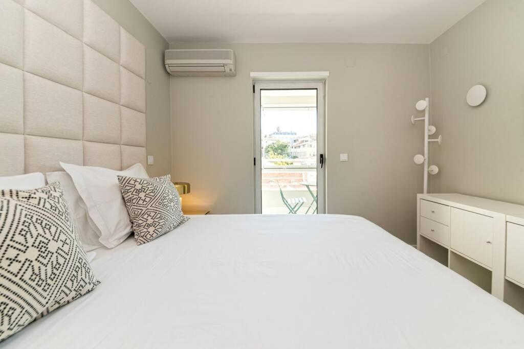 Av. Da Liberdade Comfortable Apt With Balcony Lisbon Luaran gambar